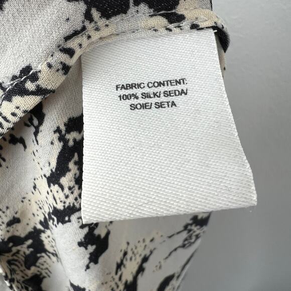Derek Lam 10 Crosby Black Beige Blouse Top Cropped Printed Split Neck Size 0 - Picture 10 of 11